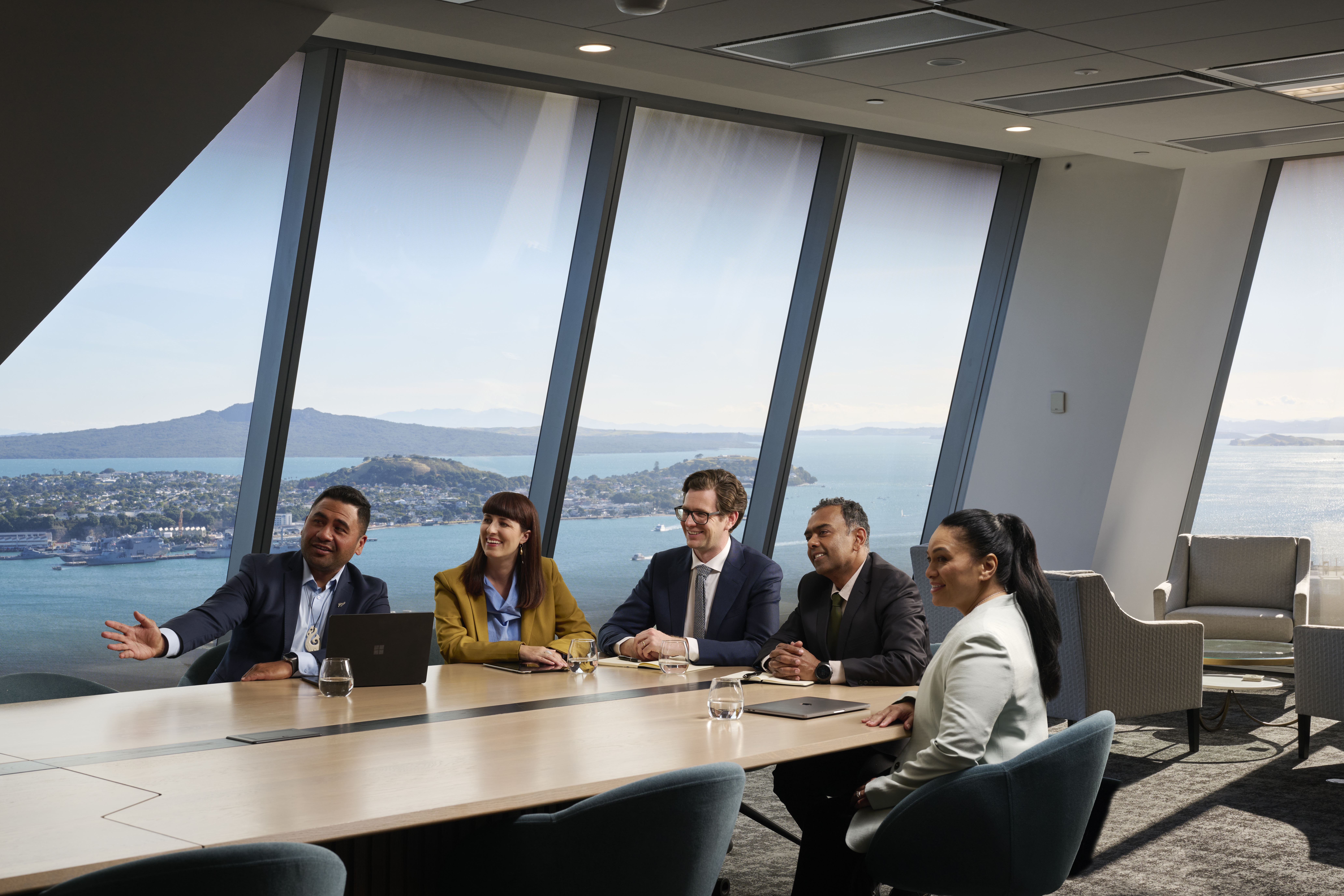 723348 nzstory boardroom meeting 97319 v2